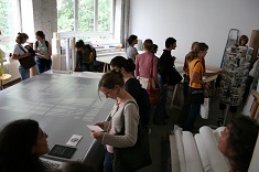 Sommerkurs der FU Berlin 21. August 2006 im Atelier von Hansjörg Schneider